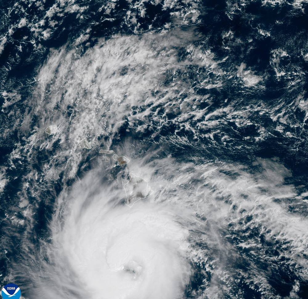 GOES-West satellite view of Hawaiʻi on September 25, 2026 during Hurricane Nolo