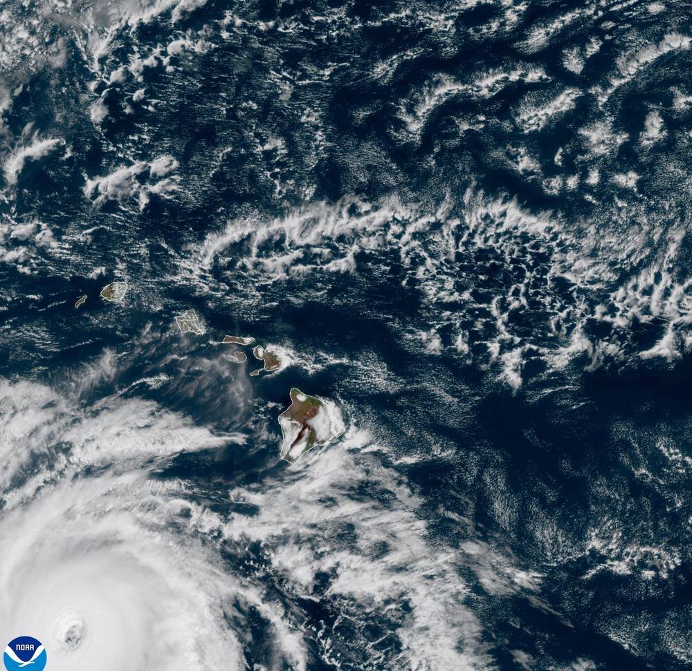 GOES-West satellite view of Hawaiʻi on September 27, 2026 during Hurricane Nolo